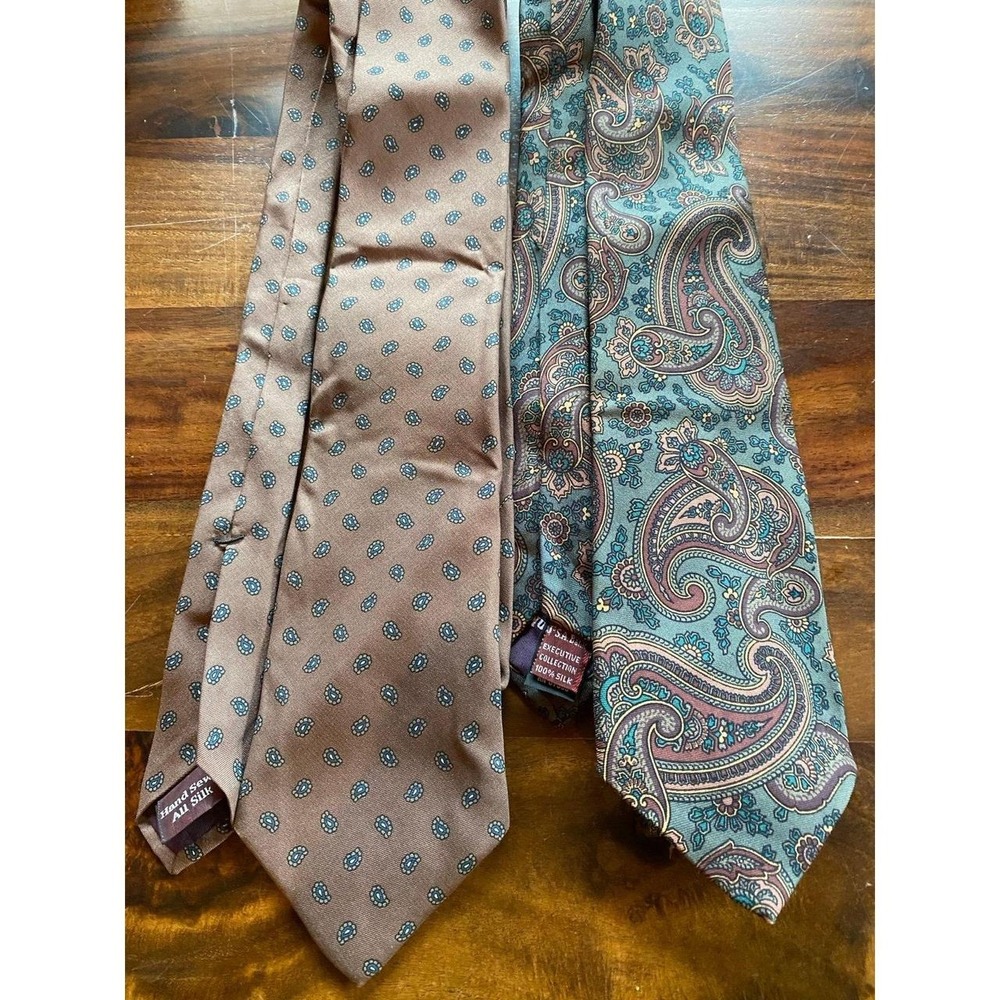 Jos A Bank Neckties men's patterned 2 silk ties brown Green paisley 3" x 59" Vtg